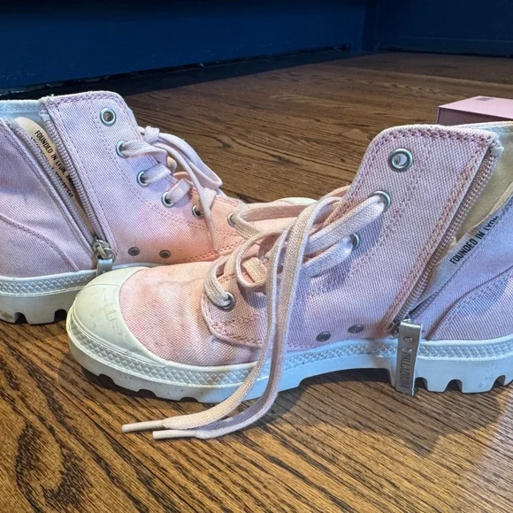 Palladium womens Pampa Hi Rose Stone Sneaker Boots - Picture 3 of 3